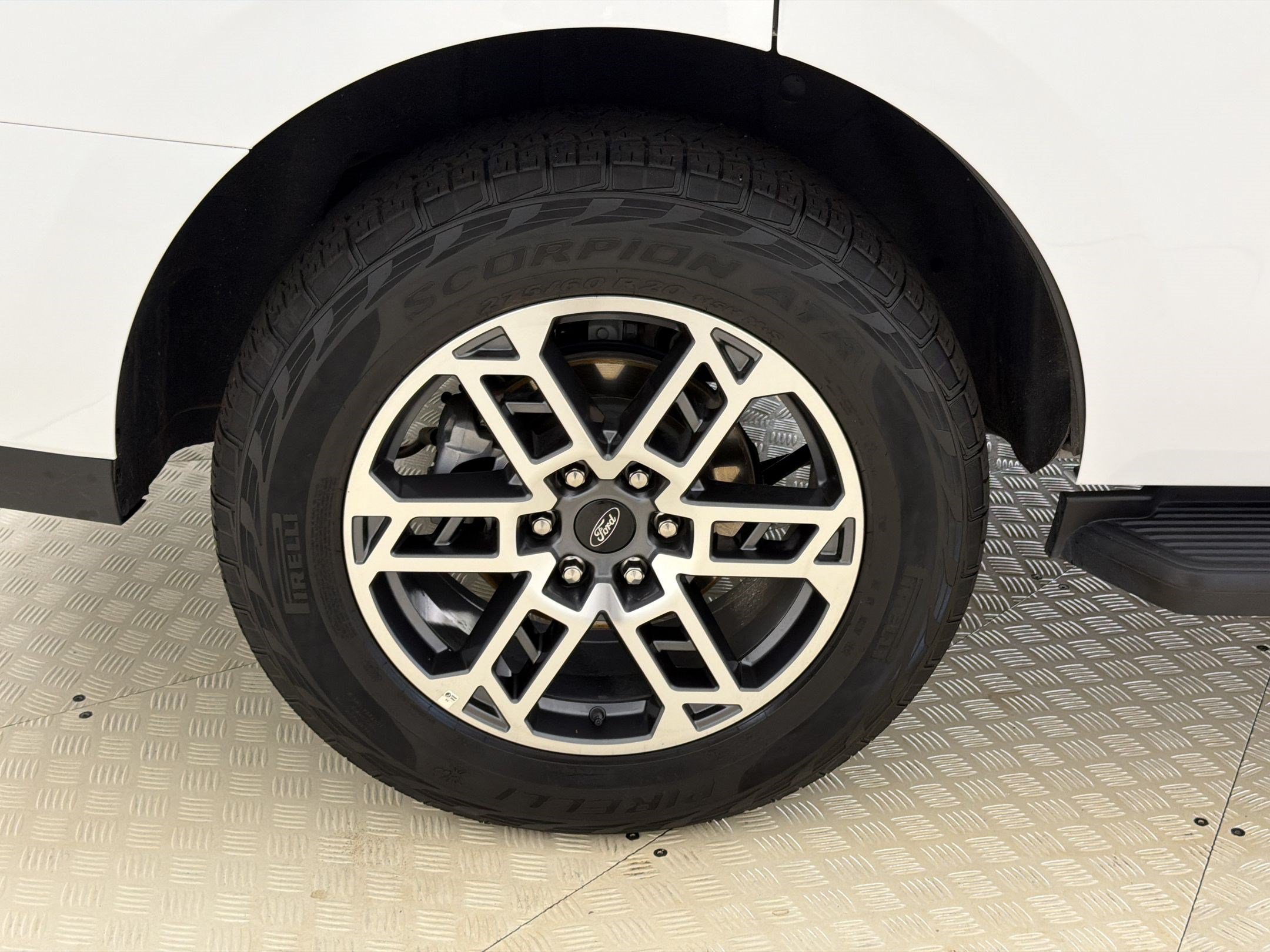 Certified 2025 Ford Expedition Active AWD/4WD image 12