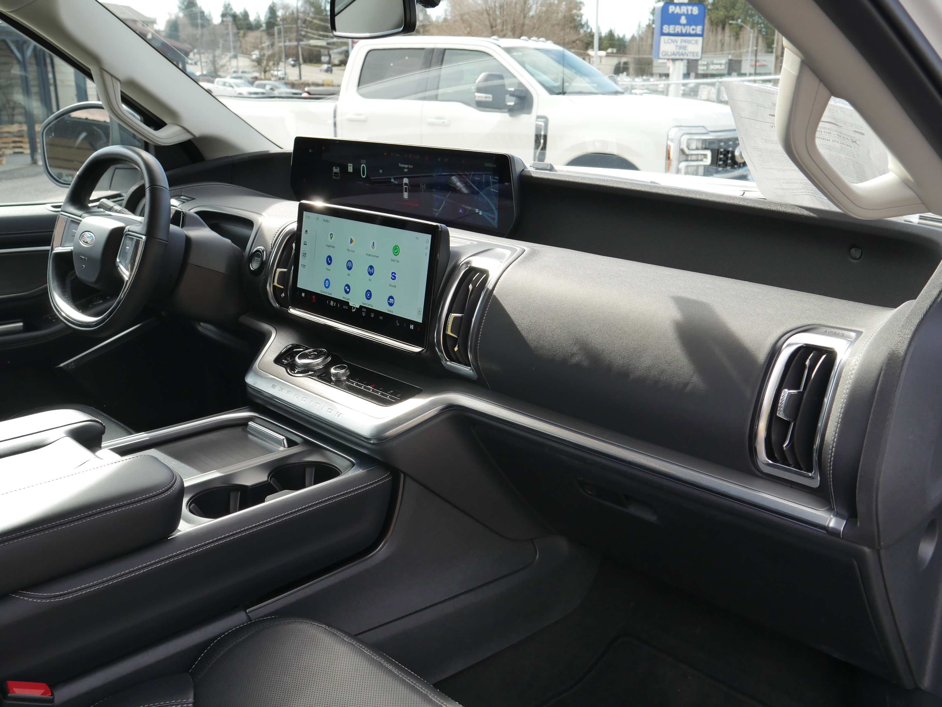 Certified 2025 Ford Expedition Max Platinum image 33