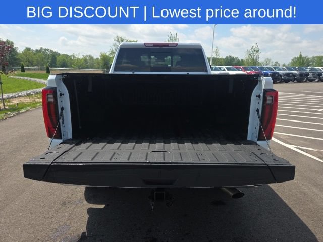 Used 2026 GMC Sierra 2500 SLT w/ SLT Premium Package AWD/4WD image 14