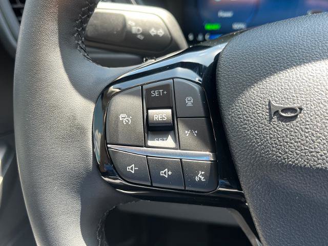 Certified 2025 Ford Escape Platinum w/ Premium Technology Package AWD/4WD image 16