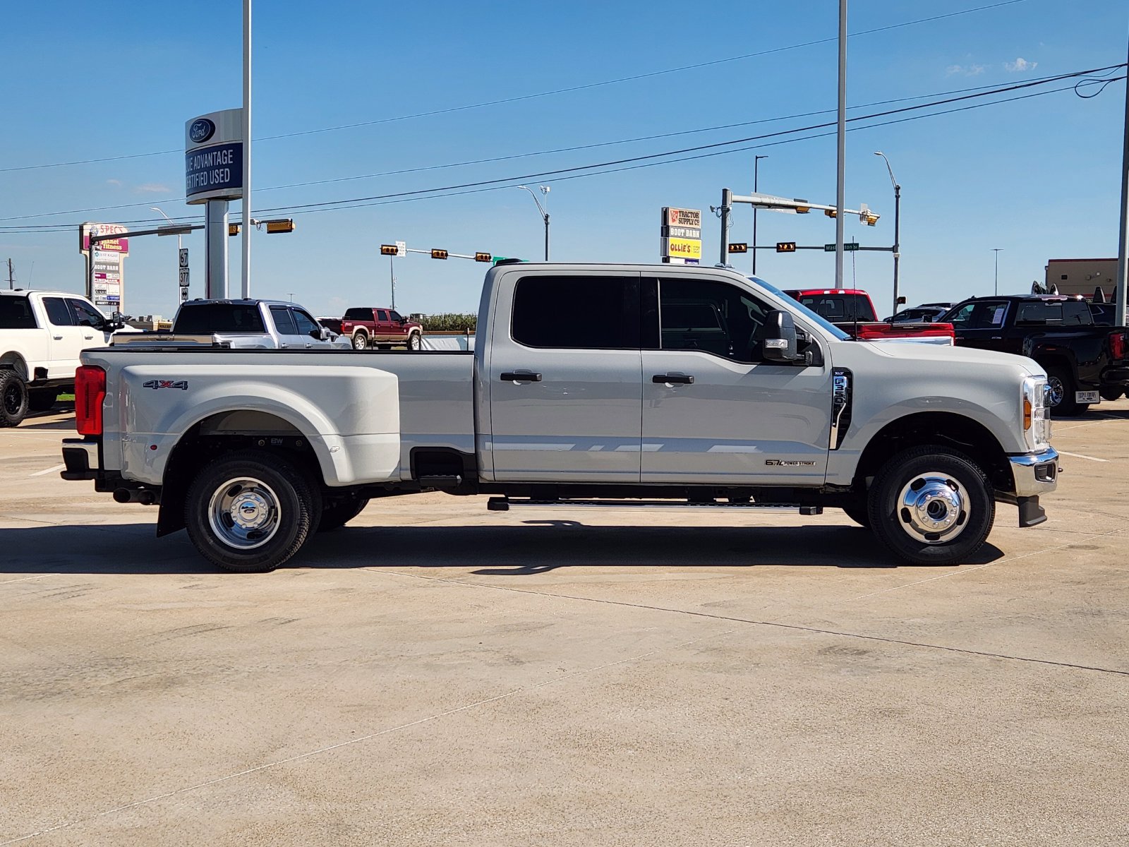 Certified 2026 Ford F350 XLT AWD/4WD image 7