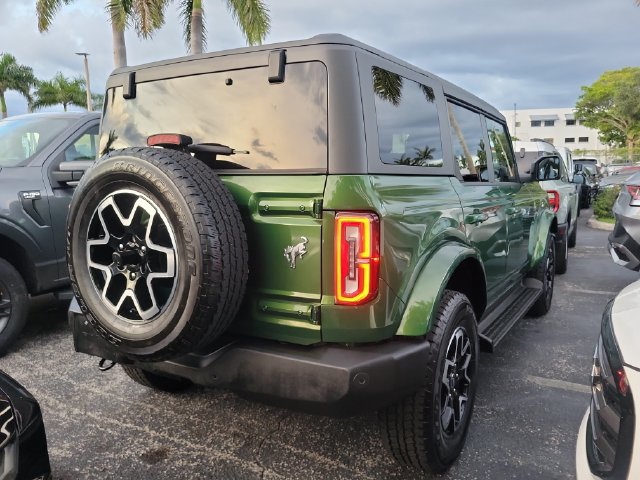 Certified 2025 Ford Bronco Outer Banks AWD/4WD image 3