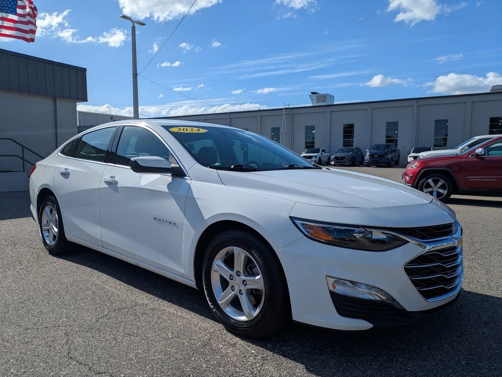 Used 2024 Chevrolet Malibu LT image 8