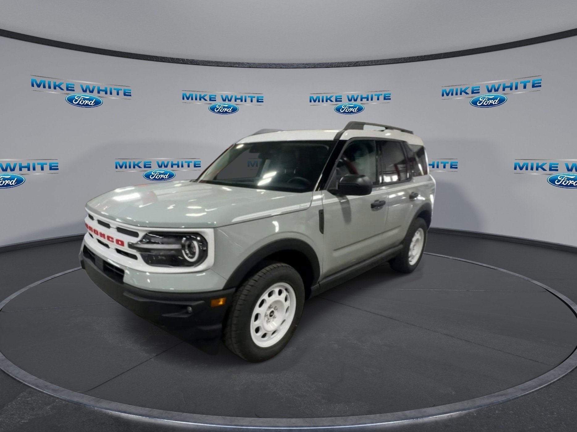 Certified 2024 Ford Bronco Sport Heritage w/ Heritage Convenience Package AWD/4WD image 4