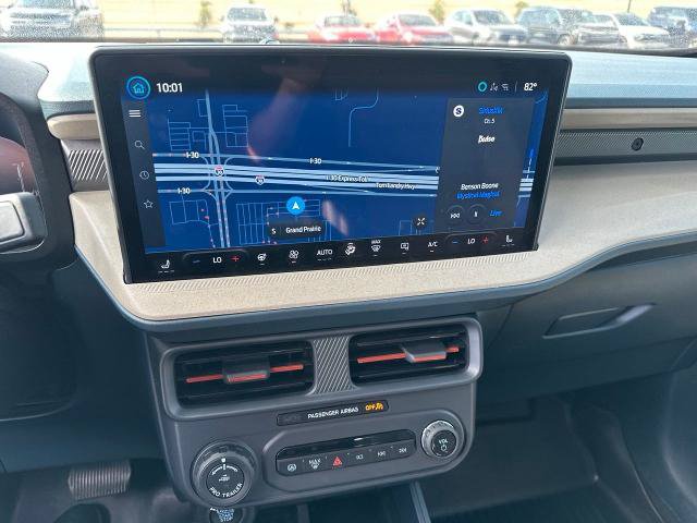 Certified 2025 Ford Maverick Lariat AWD/4WD image 22