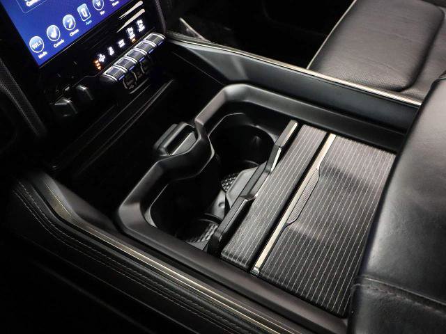 Used 2020 RAM 1500 Limited w/ Black Appearance Package AWD/4WD image 20