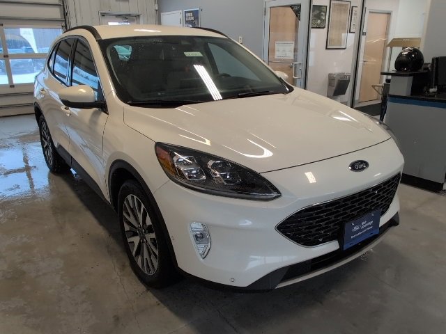 Certified 2020 Ford Escape Titanium image 8