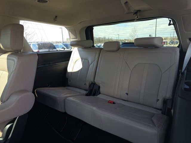 Certified 2023 Ford Expedition Limited AWD/4WD image 19