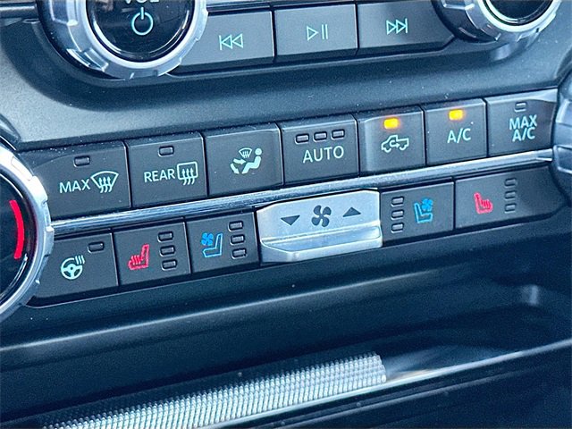 Certified 2025 Ford F150 Lariat w/ Equipment Group 501A Mid image 21