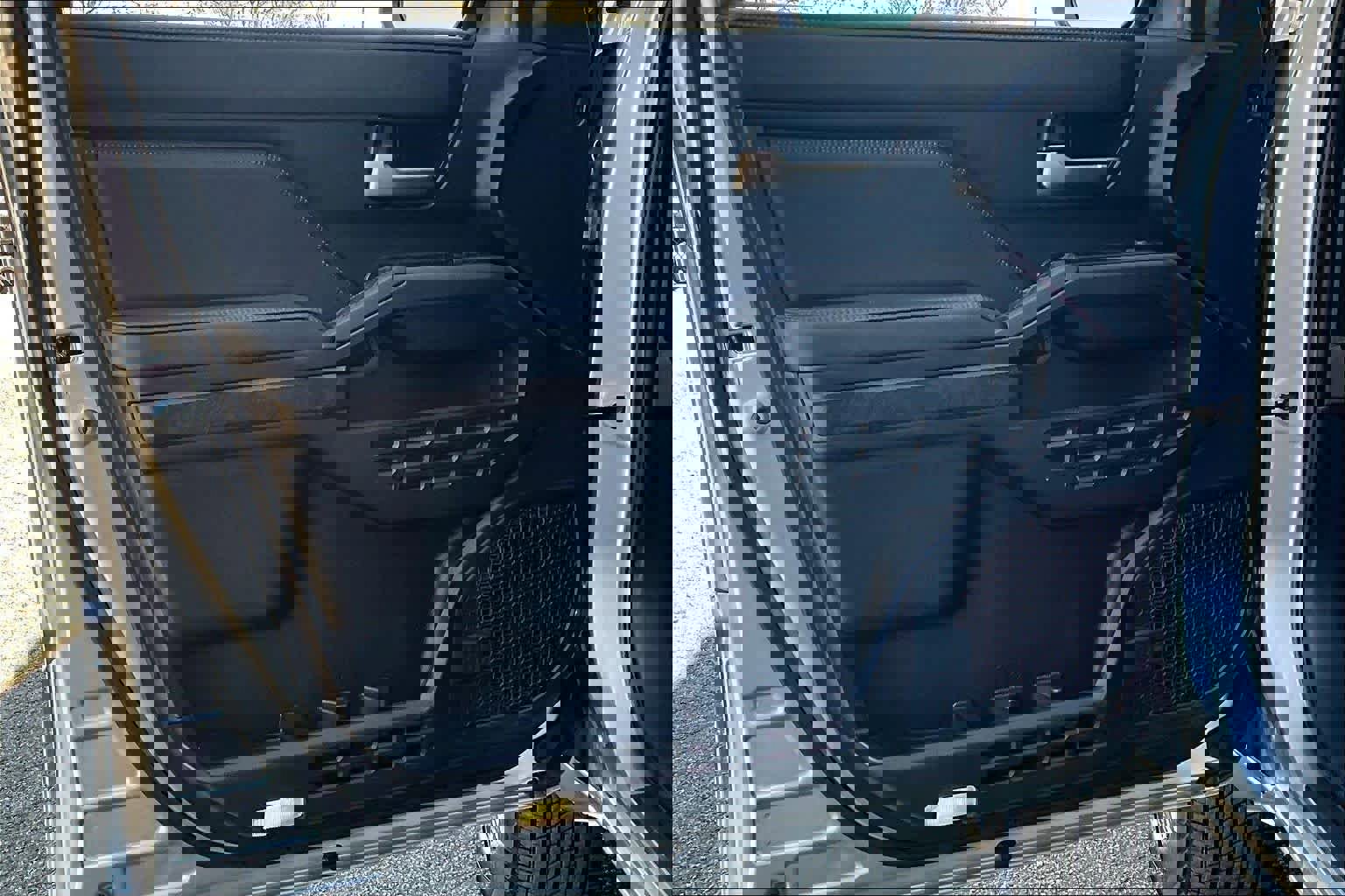 Used 2024 Toyota Tacoma Limited image 22