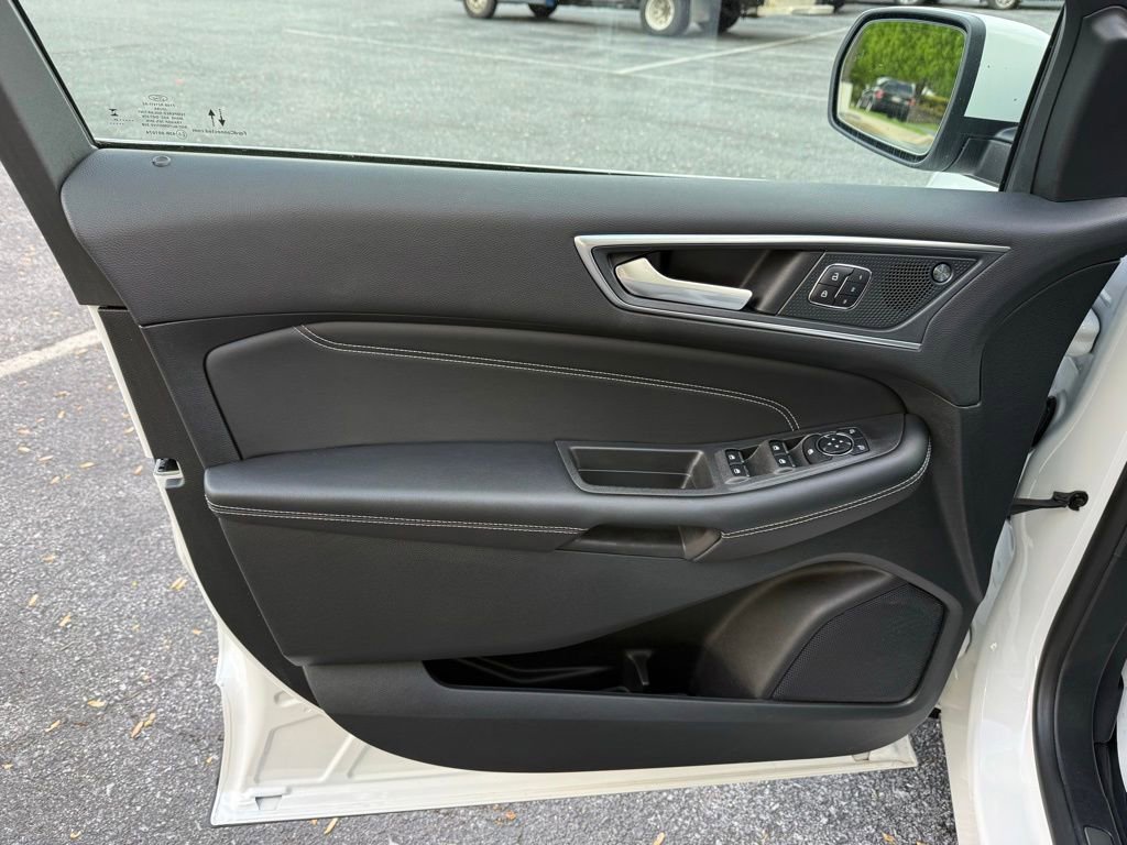 Certified 2024 Ford Edge Titanium w/ Equipment Group 301A AWD/4WD image 14