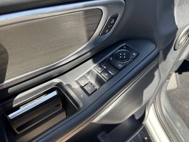 Certified 2025 Ford Expedition Platinum AWD/4WD image 13