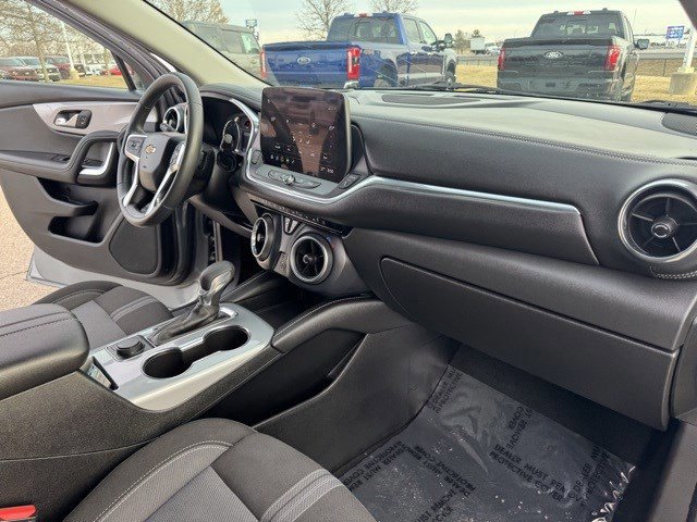 Used 2023 Chevrolet Blazer LT image 37