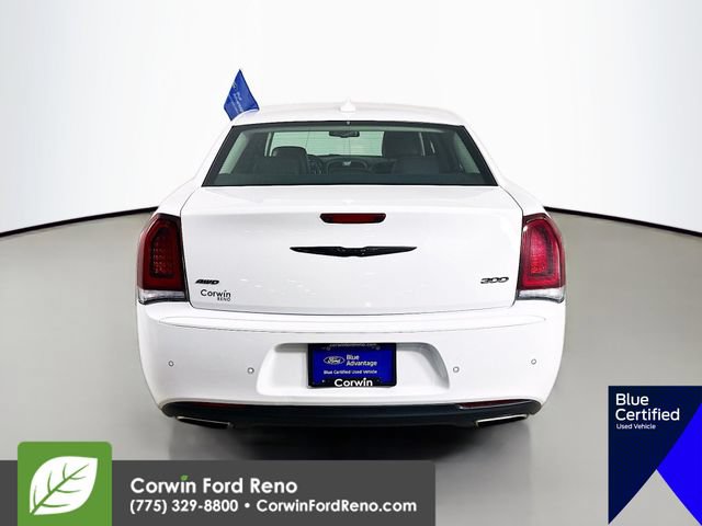 Used 2022 Chrysler 300 Touring L AWD/4WD image 8