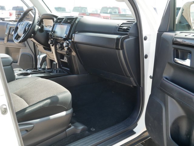 Used 2022 Toyota 4Runner TRD Off-Road AWD/4WD image 19