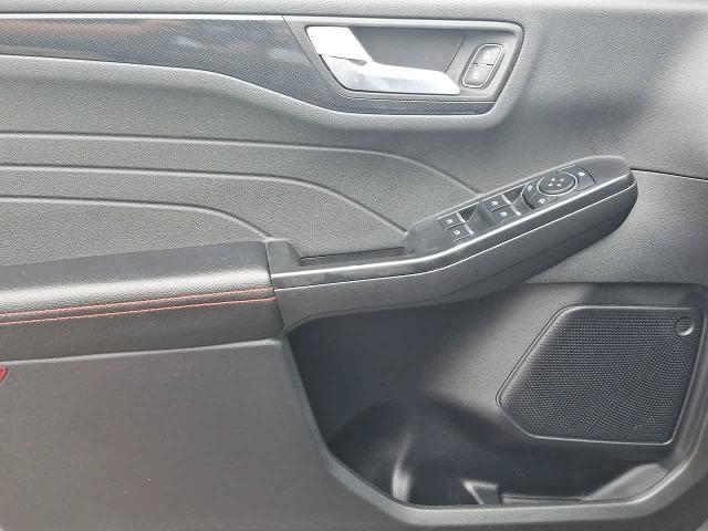 Certified 2026 Ford Escape ST-Line AWD/4WD image 16
