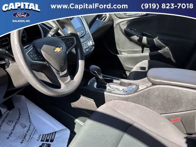 Used 2024 Chevrolet Malibu LS w/ LPO, Floor Liner Package FWD image 19