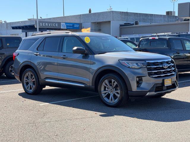 Certified 2025 Ford Explorer Active w/ Active Comfort Package