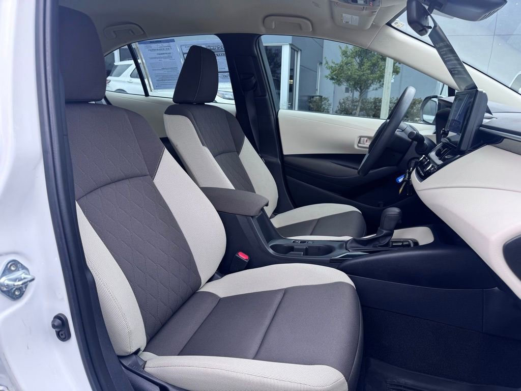 Used 2023 Toyota Corolla LE image 20