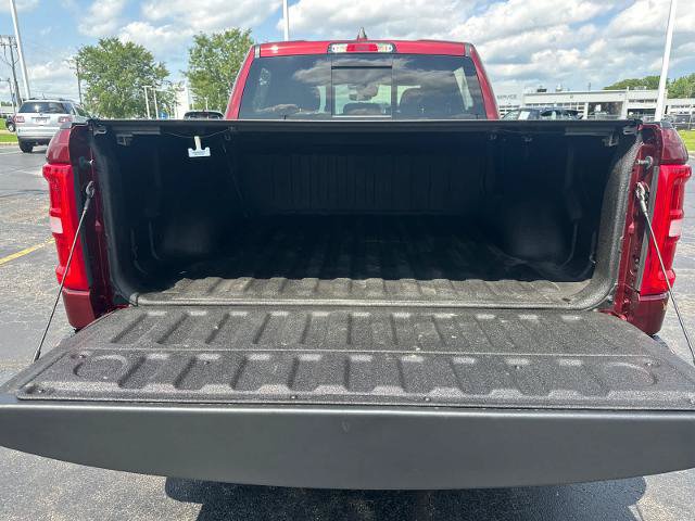 Used 2025 RAM 1500 Big Horn AWD/4WD image 32