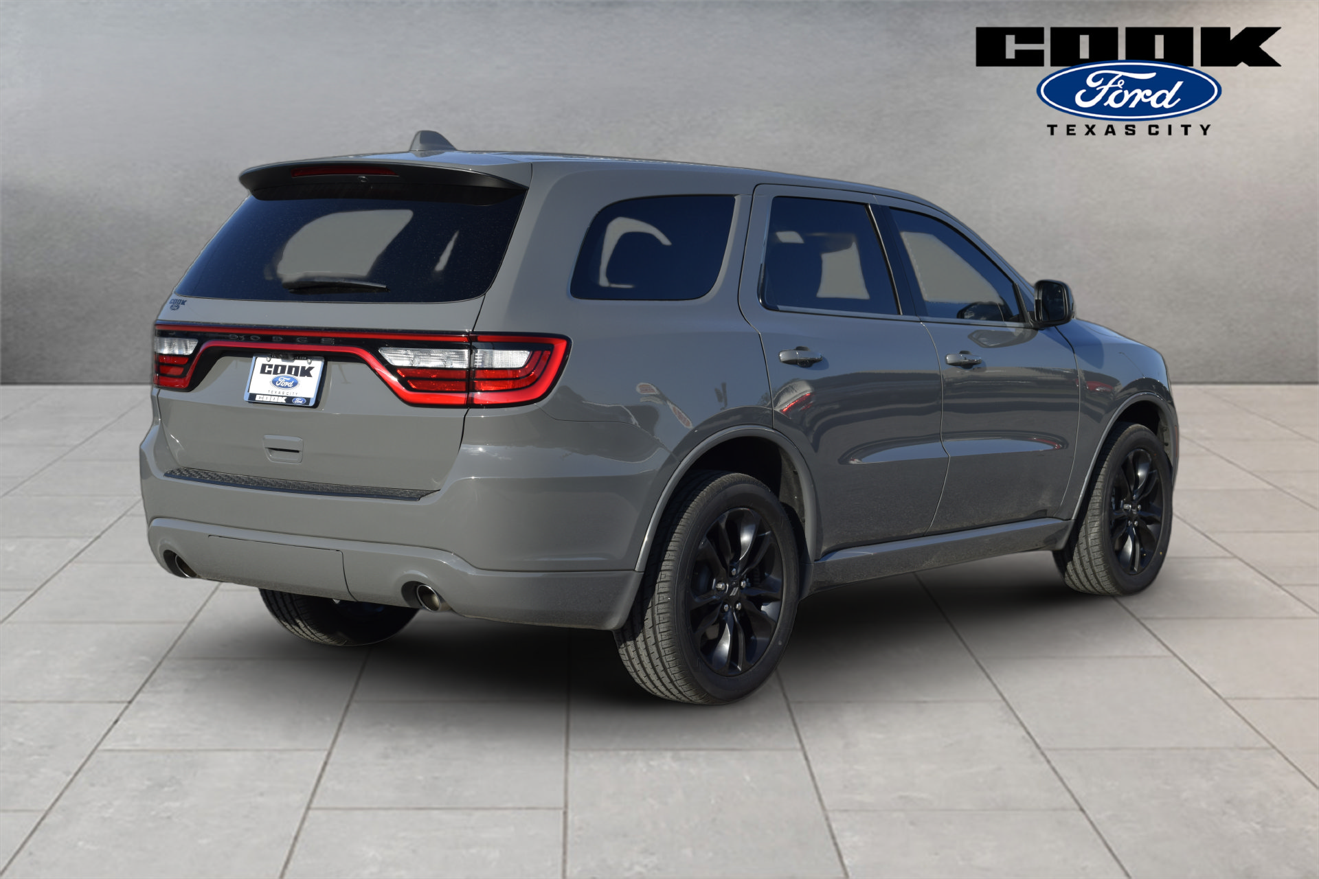 Used 2022 Dodge Durango SXT w/ Blacktop Package AWD/4WD image 3