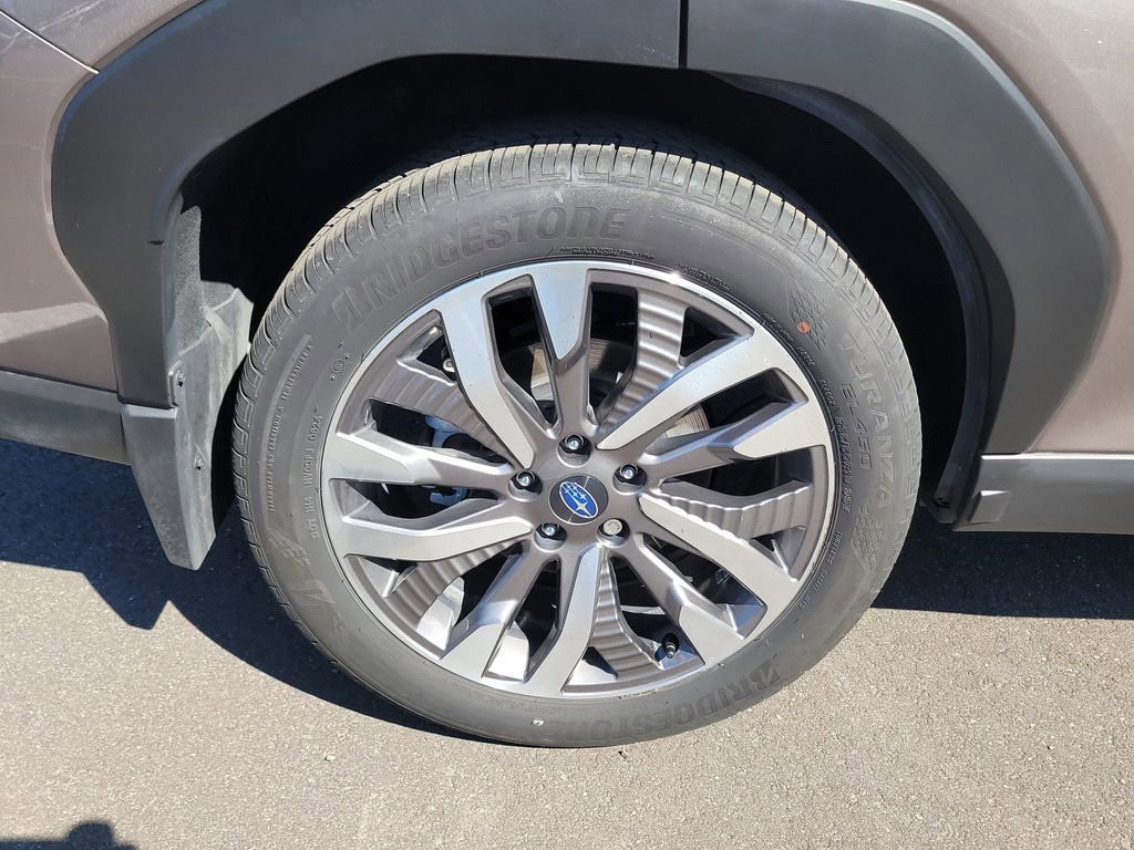 Used 2025 Subaru Forester Touring image 5
