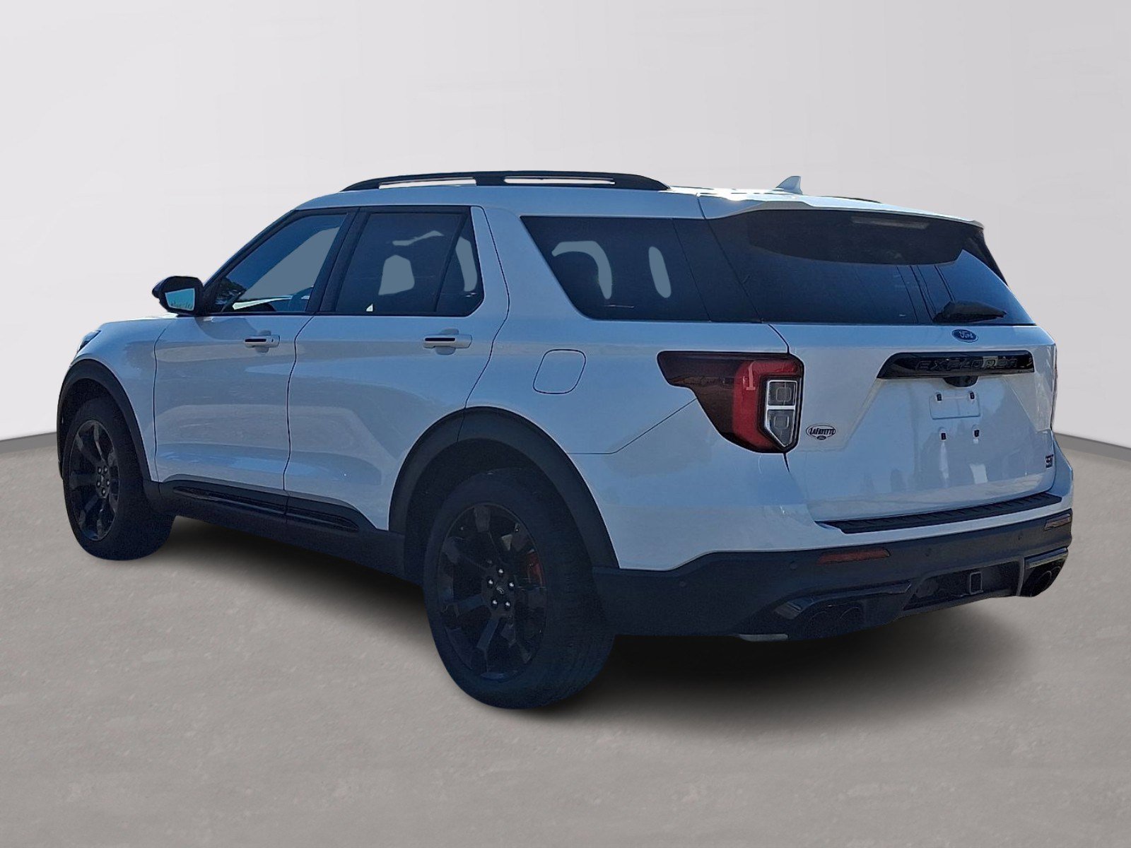 Certified 2022 Ford Explorer ST w/ Equipment Group 401A image 4