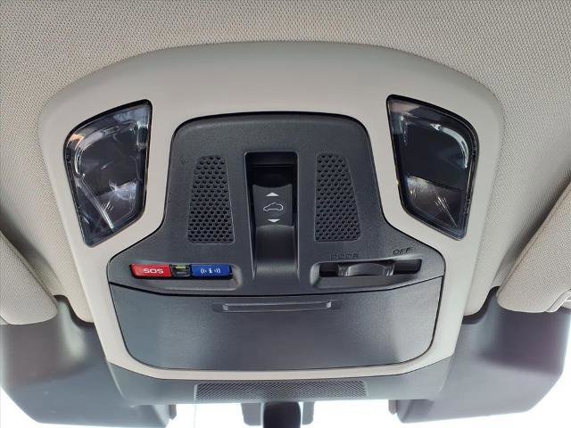 Used 2025 Subaru Outback Premium image 18