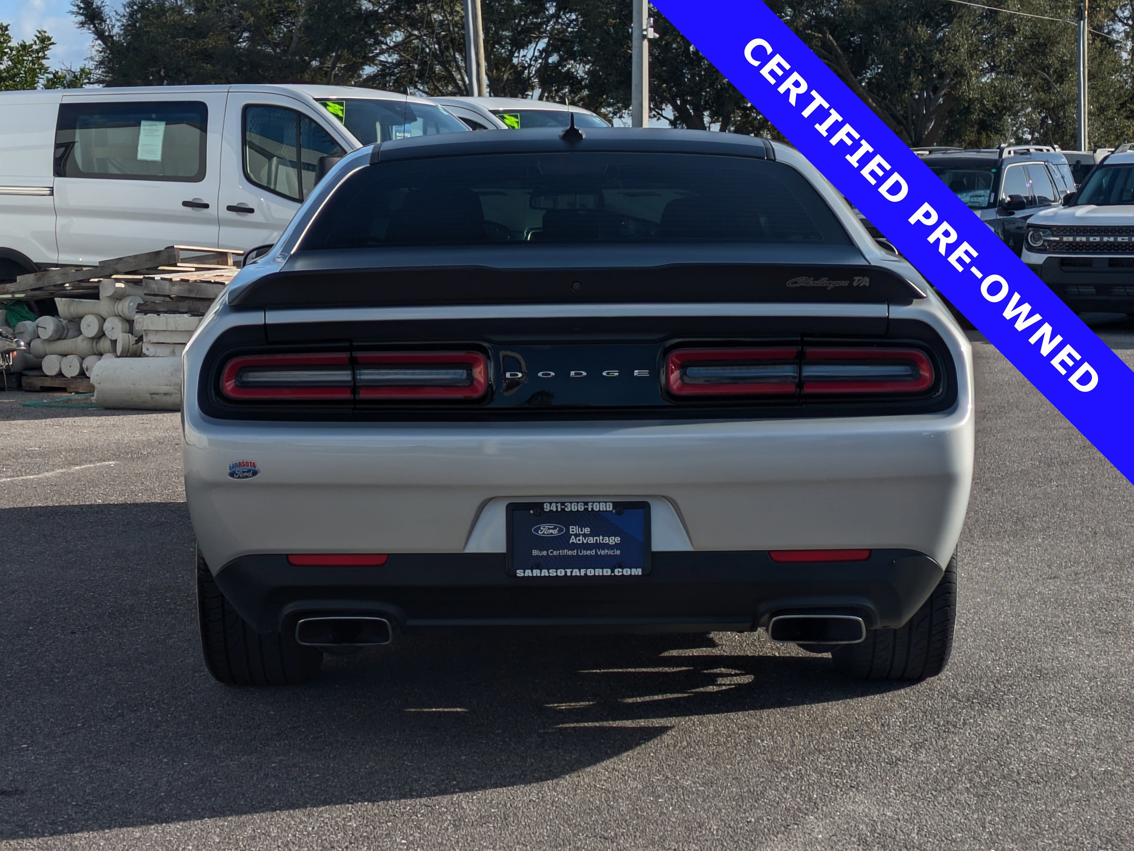 Used 2023 Dodge Challenger R/T Scat Pack w/ T/A Package image 3
