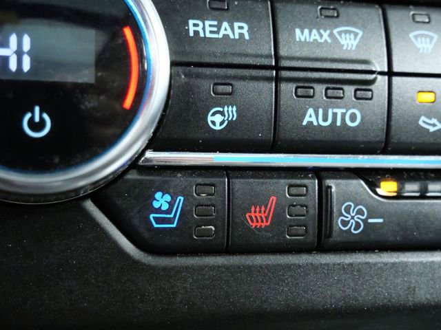 Certified 2018 Ford Expedition XLT w/ Equipment Group 202A image 23