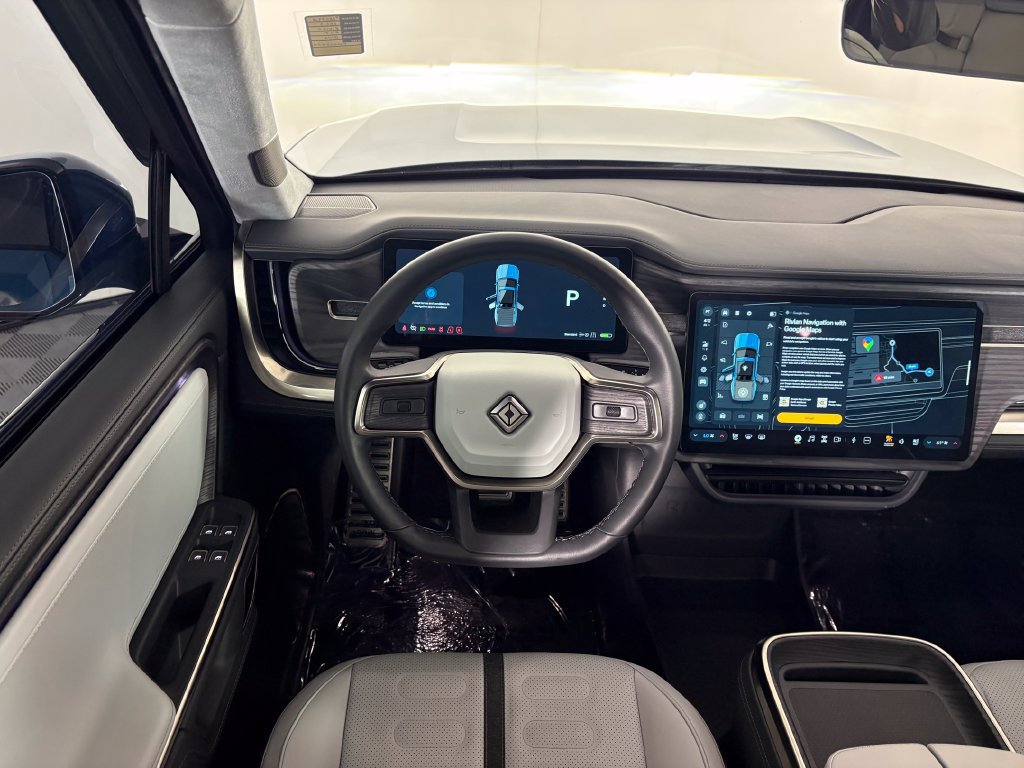 Used 2023 Rivian R1T Adventure Dual AWD/4WD image 23