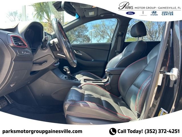 Used 2018 Hyundai Elantra GT Sport w/ Sport Tech Package 04 image 11
