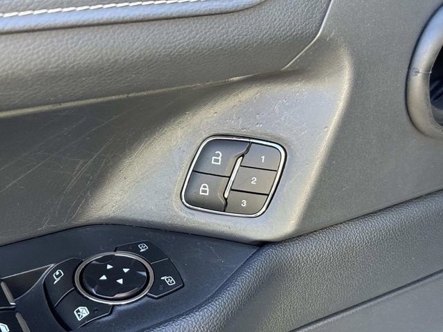 Certified 2024 Ford Expedition XLT image 25