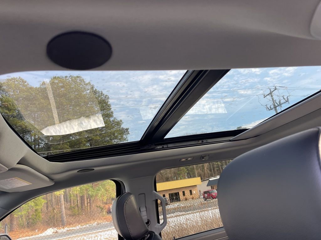 Certified 2026 Ford F250 Lariat w/ Tremor Off-Road Package image 20