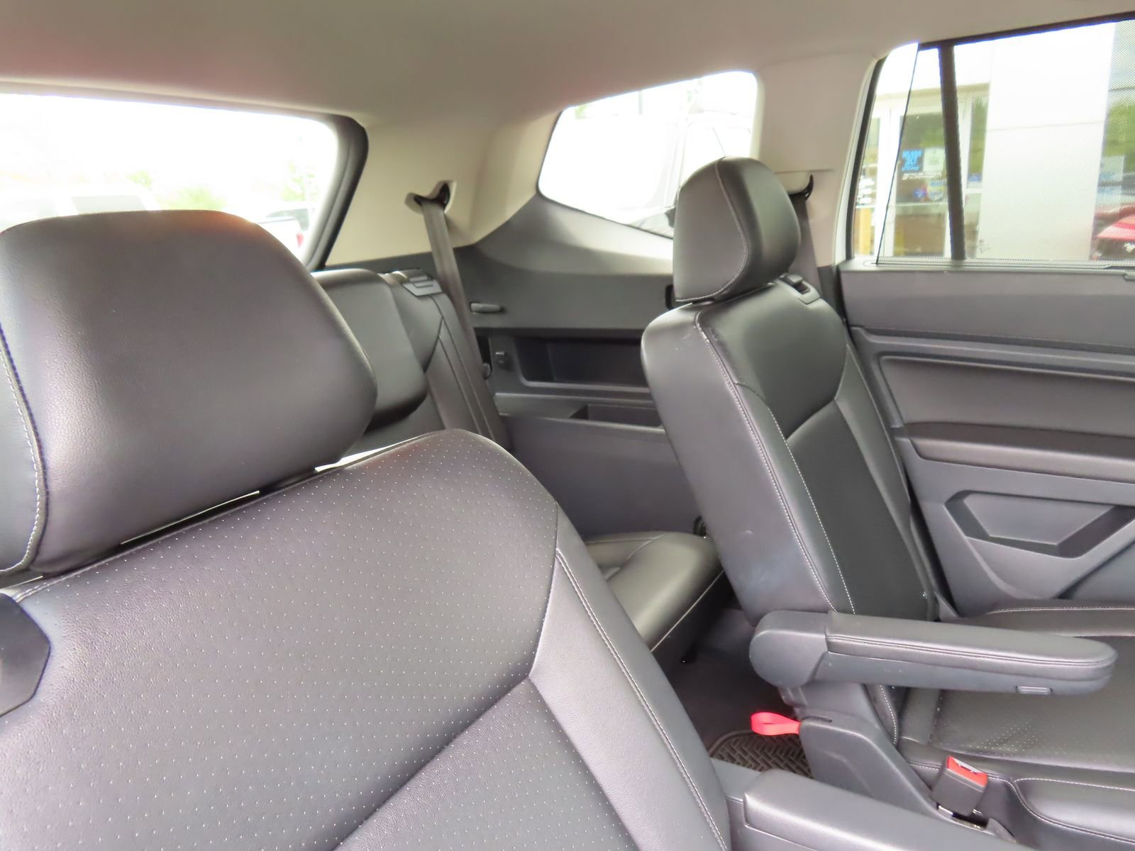 Used 2019 Volkswagen Atlas SE w/ Towing Package AWD/4WD image 33