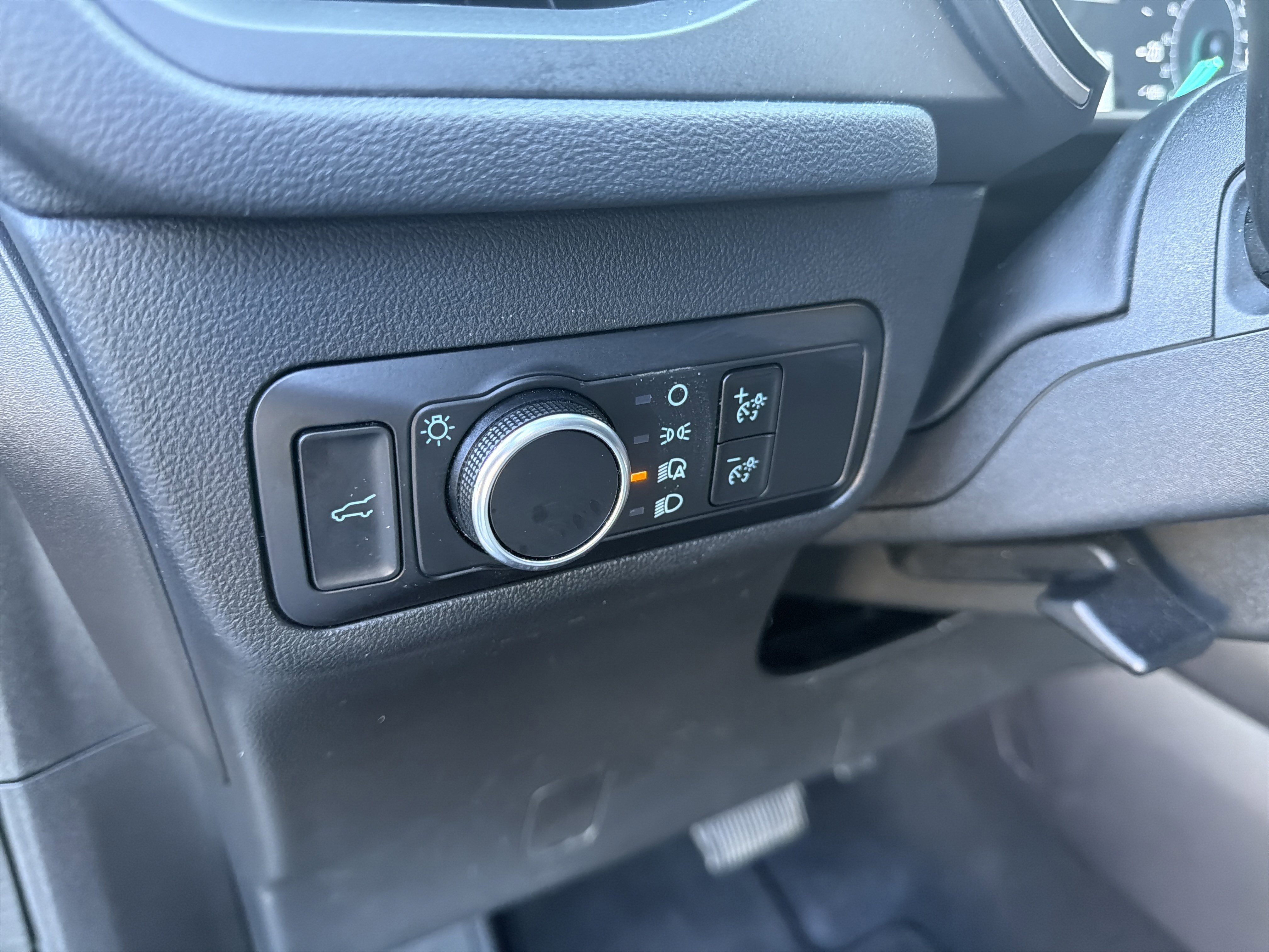 Certified 2022 Ford Escape SE w/ Convenience Package image 30