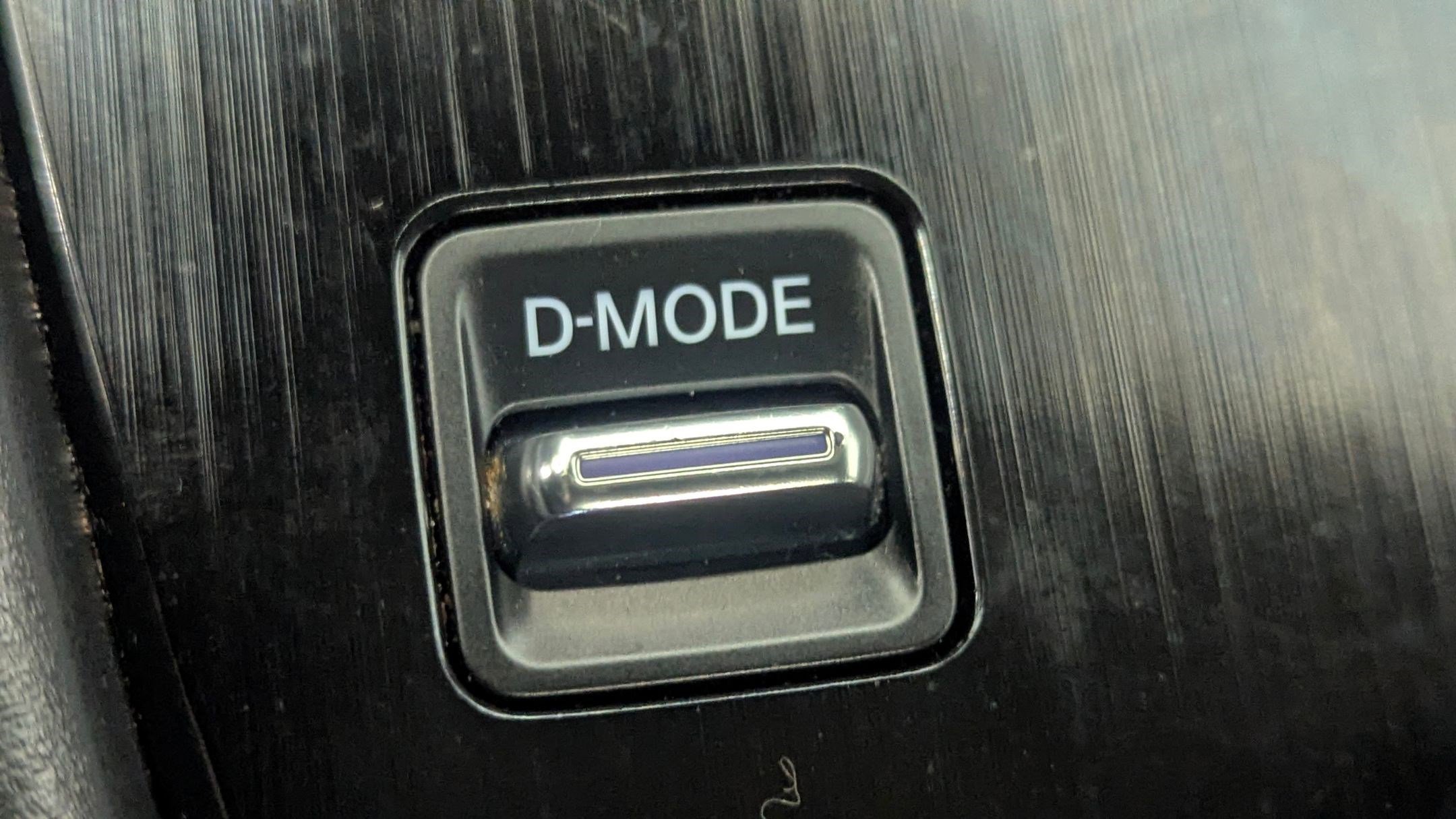 Used 2021 Nissan Rogue SV w/ Premium Package image 29