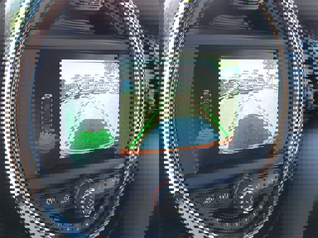 Used 2021 MINI Cooper S image 22