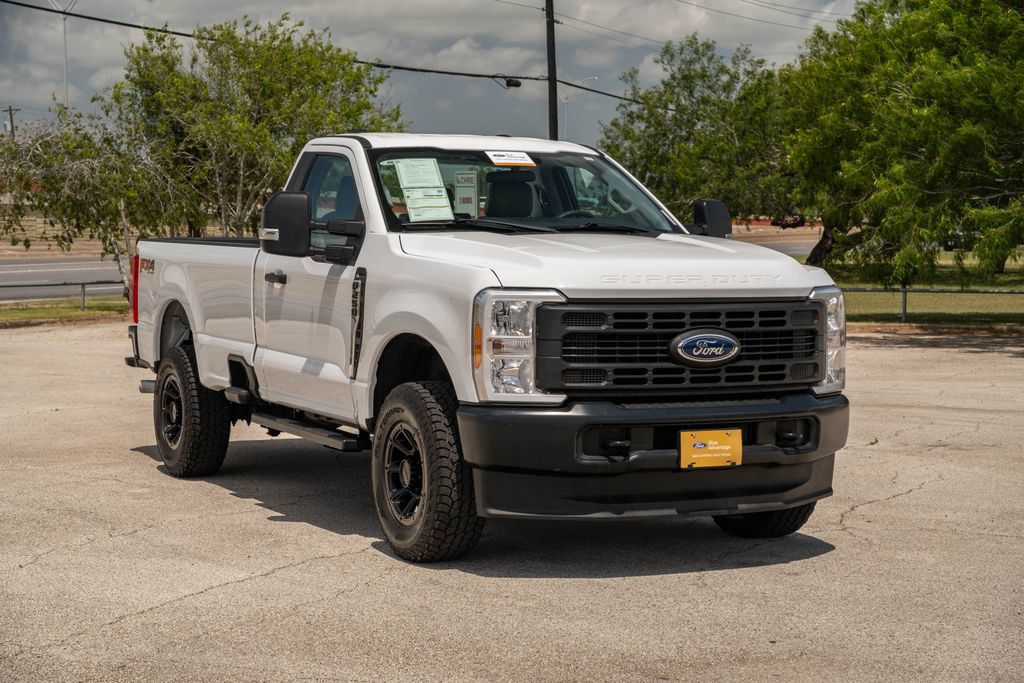 Certified 2023 Ford F250 XL w/ FX4 Off-Road Package AWD/4WD image 2