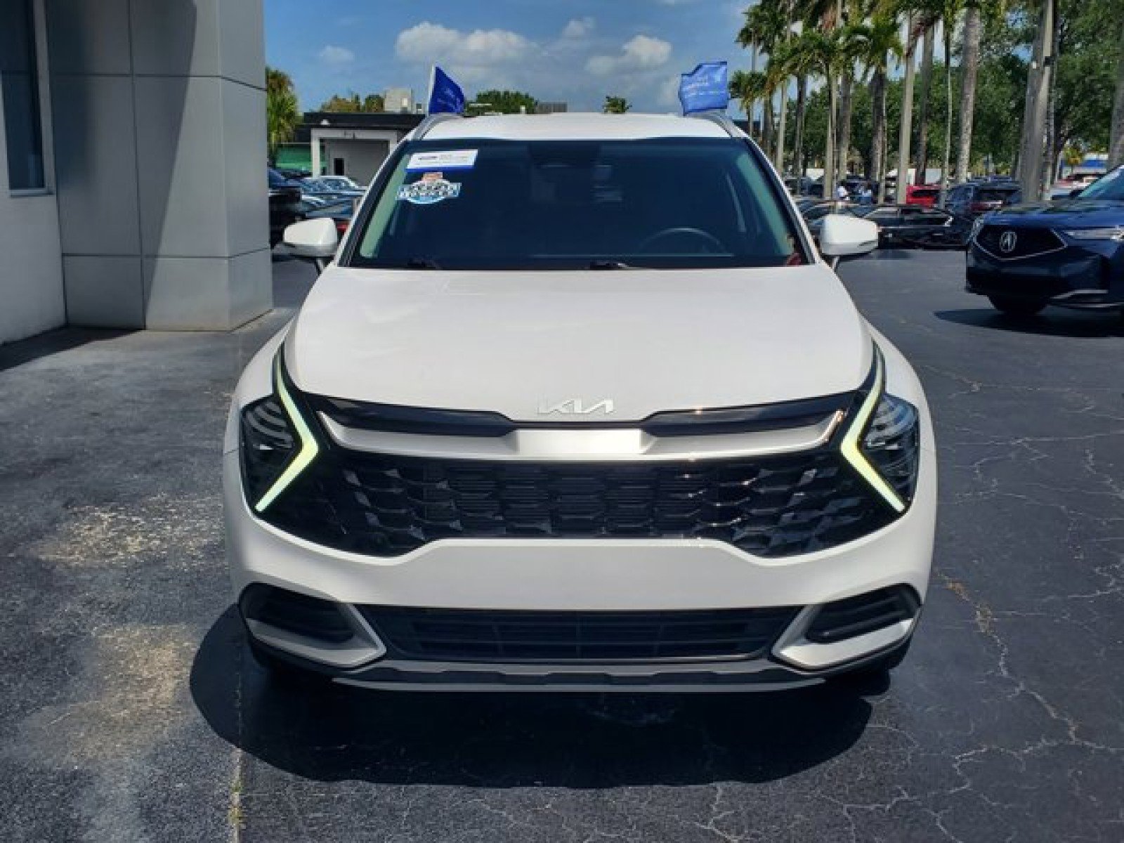 Used 2024 Kia Sportage EX image 2