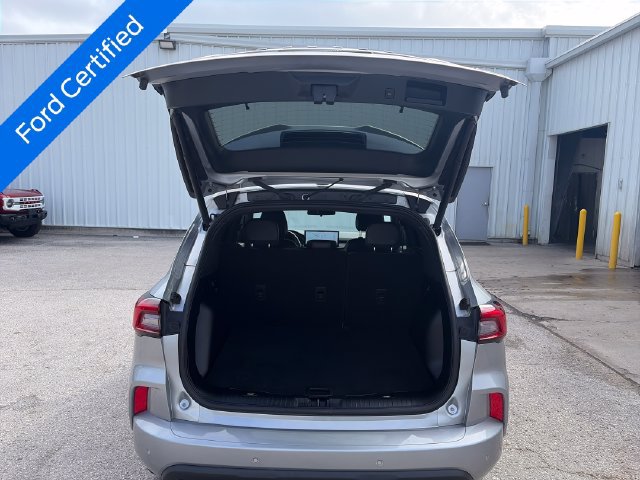 Certified 2023 Ford Escape ST-Line w/ Tech Pack #1 AWD/4WD image 23