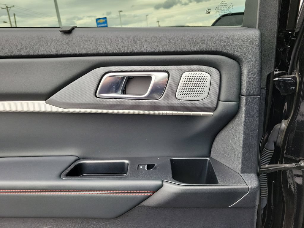 Certified 2025 Ford Explorer ST AWD/4WD image 15