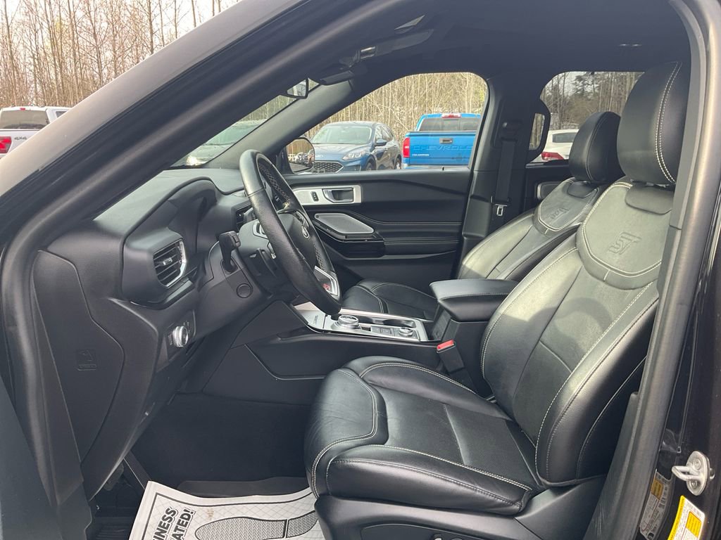 Certified 2022 Ford Explorer ST w/ Equipment Group 401A AWD/4WD image 16