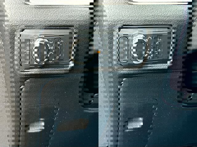 Certified 2022 Ford Explorer XLT image 9