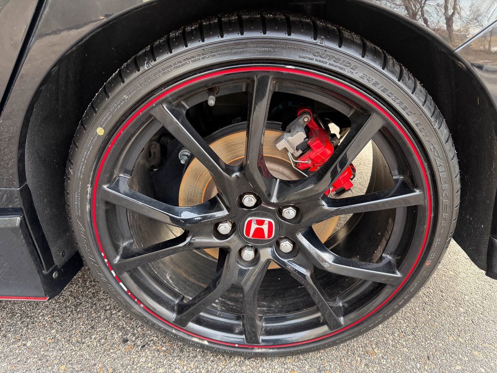 Used 2018 Honda Civic Type R image 38