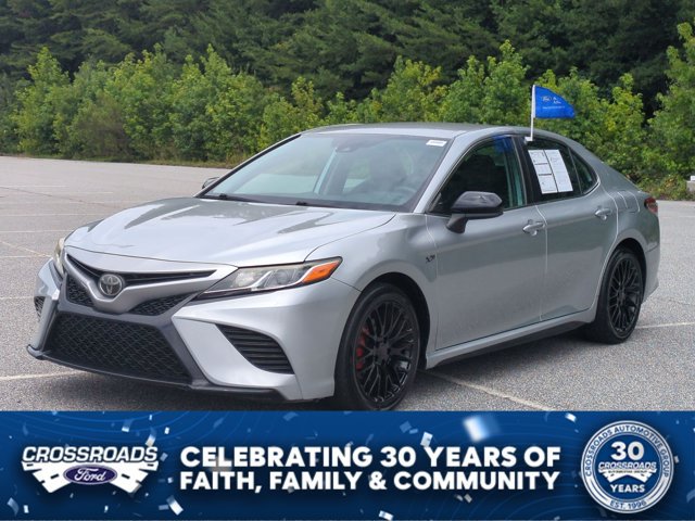 Used 2019 Toyota Camry SE FWD image 8