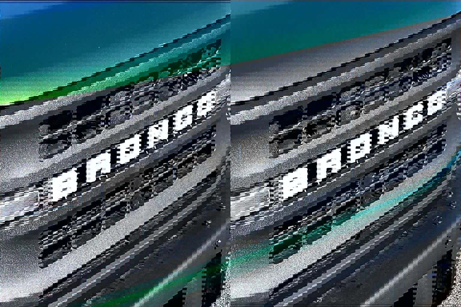 Certified 2022 Ford Bronco Black Diamond image 29