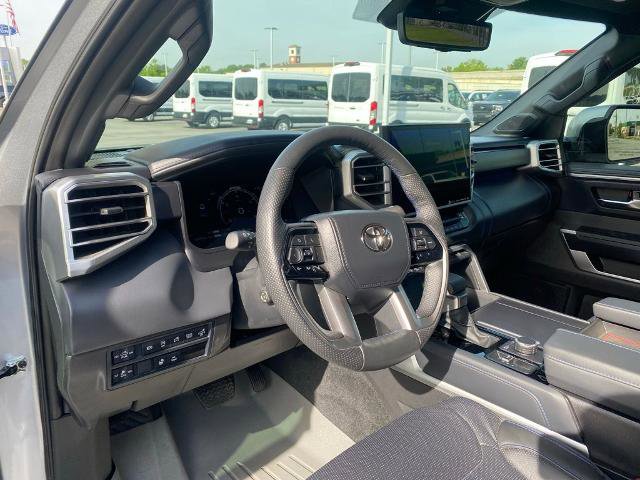 Used 2024 Toyota Tundra Platinum AWD/4WD image 12