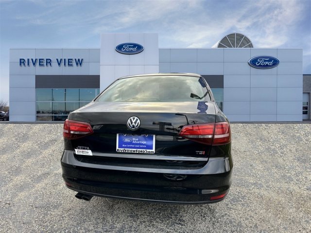 Used 2018 Volkswagen Jetta Wolfsburg Edition image 5