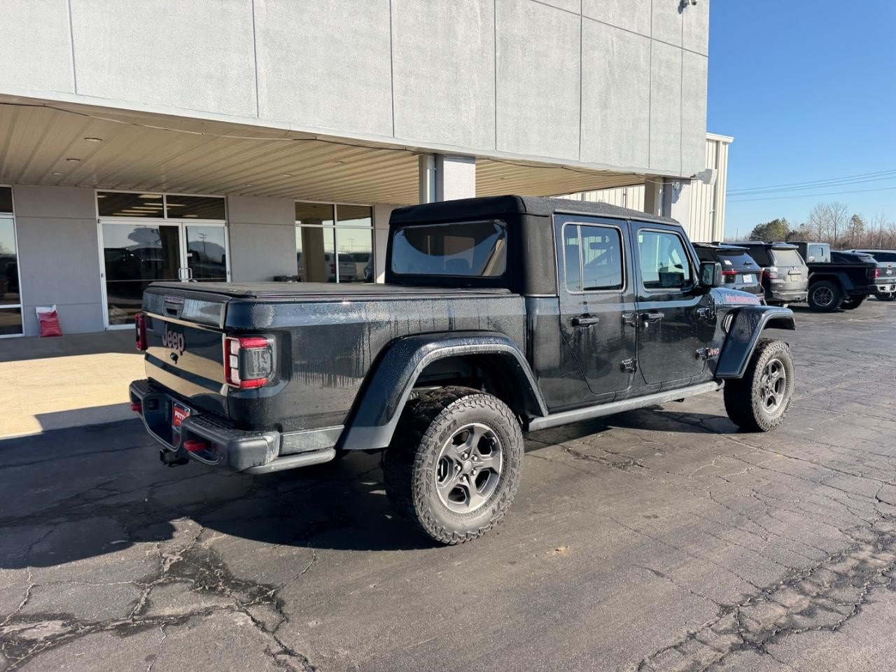 Used 2022 Jeep Gladiator Rubicon w/ Safety Group AWD/4WD image 3